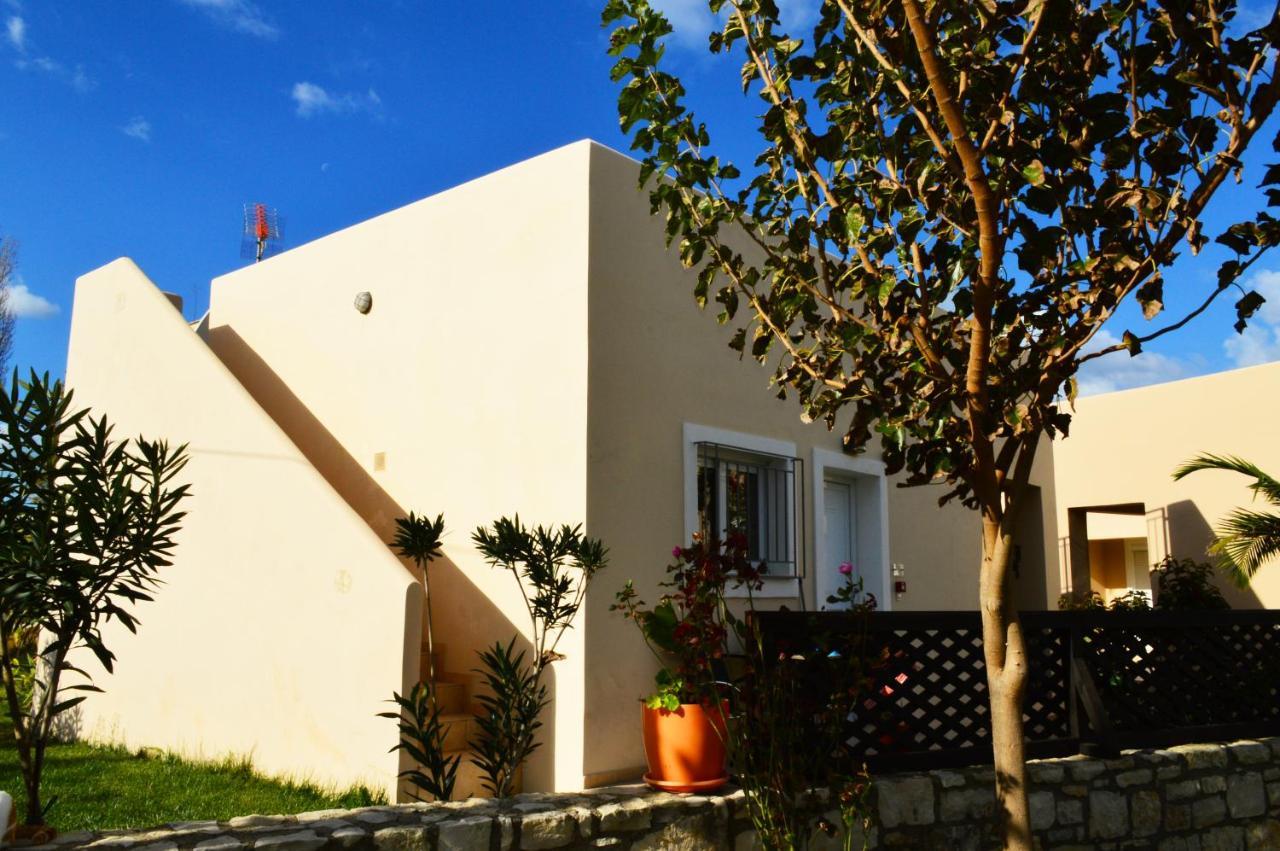 Villa Nopigia Homeleader מראה חיצוני תמונה