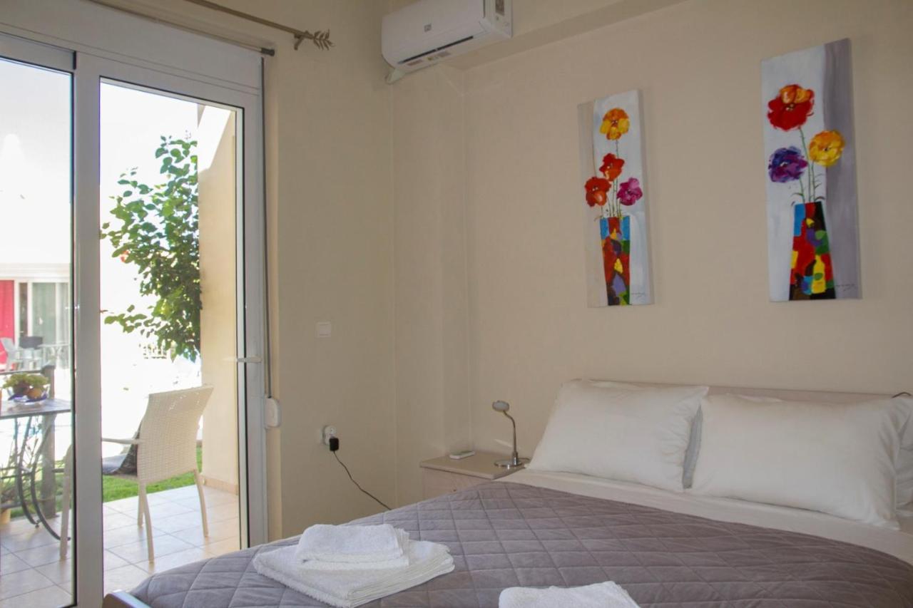 Villa Nopigia Homeleader מראה חיצוני תמונה